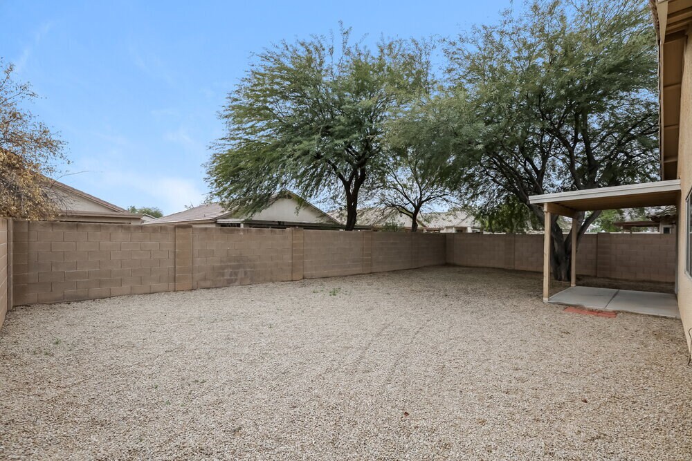 Building Photo - 13833 W Bola Dr