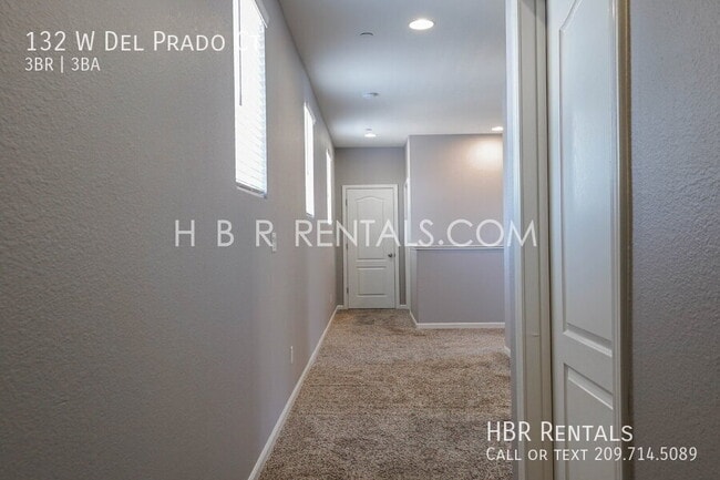 Building Photo - 132 W Del Prado Ct