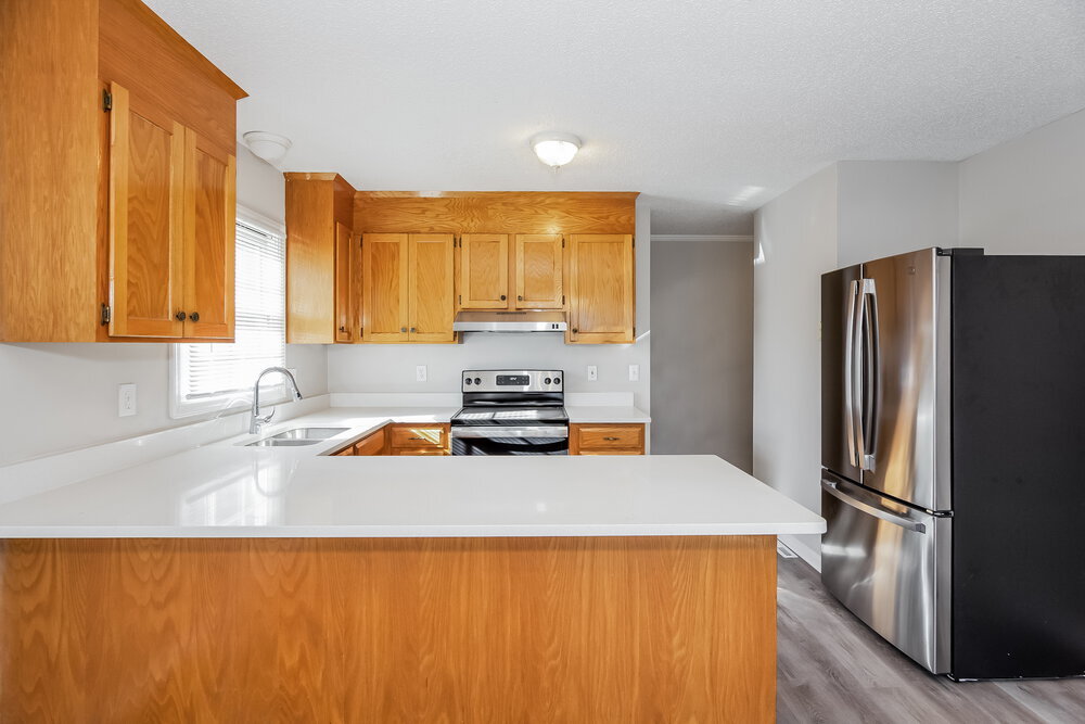 Building Photo - 201 Linville Ct