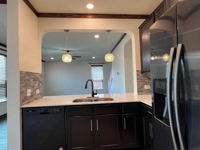 Building Photo - 309 Kaden Prince Dr