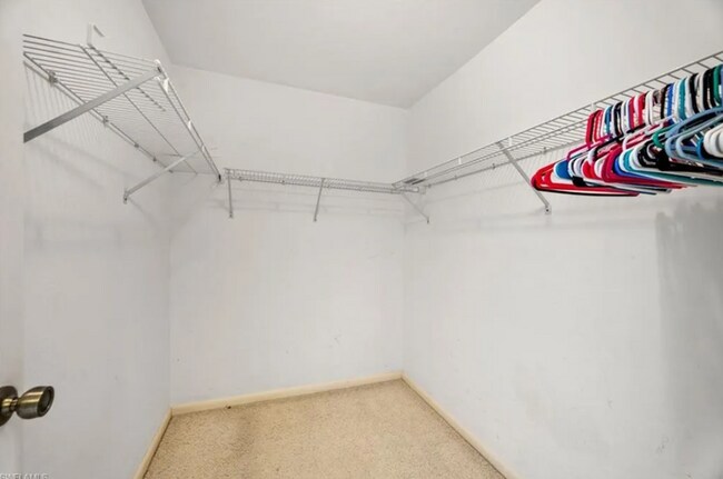 Building Photo - Charming 2 Bed 2 Bath Condo in Naples COMING SOON