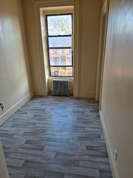 Second bedroom - 179 Hart St