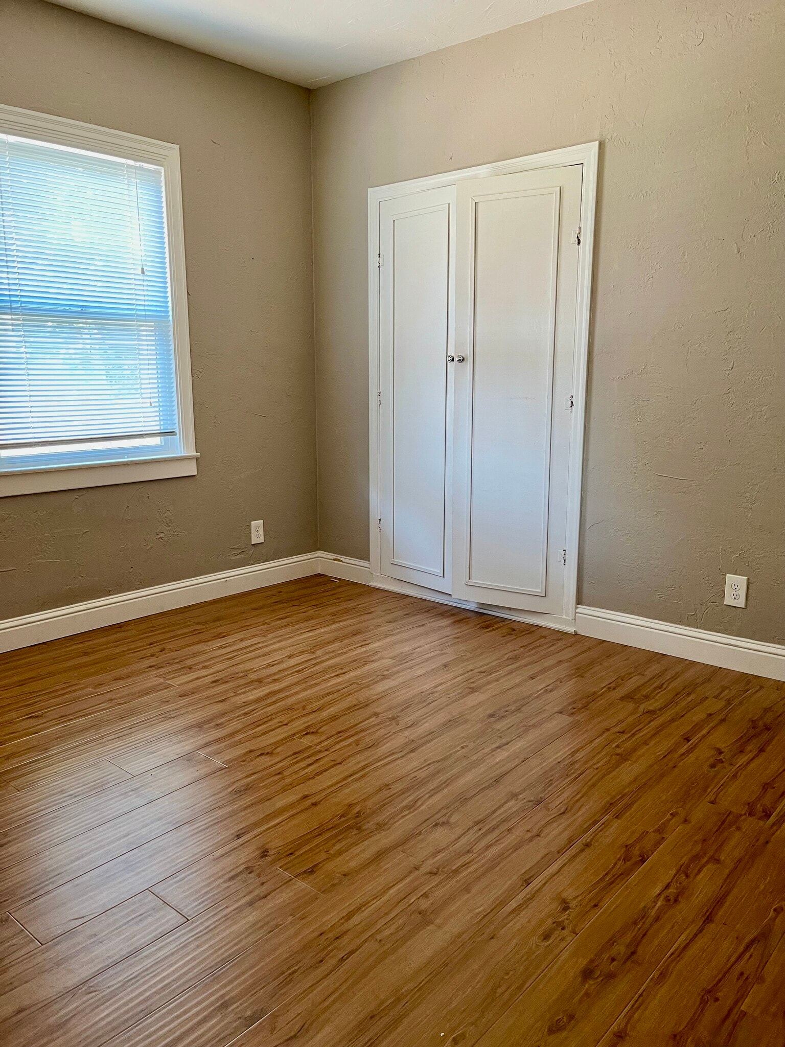 Bedroom 2 - 1912 E St