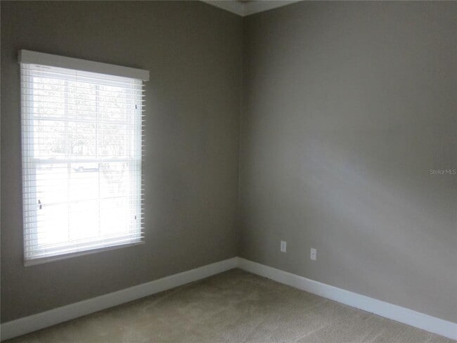 Building Photo - 5213 SW 91st Dr