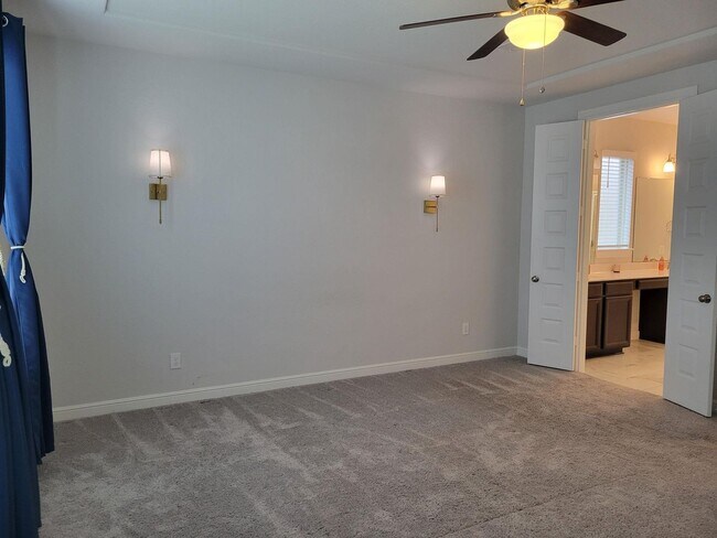 Building Photo - One-Story, 4 Bedroom Available!