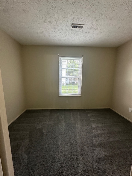 Building Photo - 2523 Broadleaf Ct