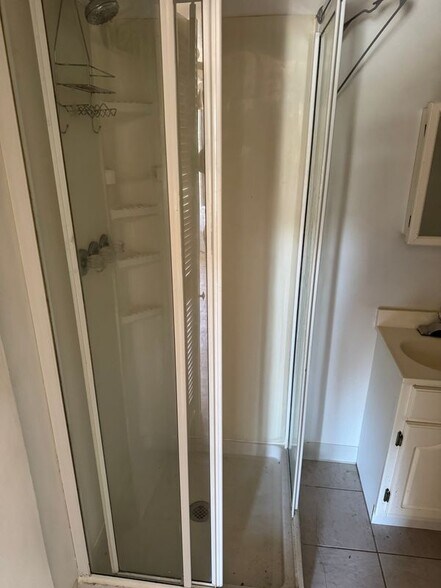 Building Photo - 2606 Wycliffe Rd