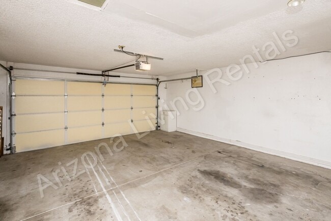 Building Photo - 3211 Pintail Dr