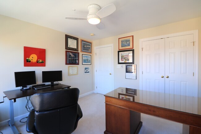 Building Photo - "Coming Soon" Luxury 4 Level Picturesque T...