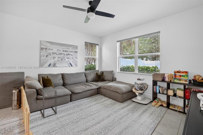 Building Photo - 543 Parsons Wy