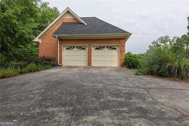 Building Photo - 2267 Bascomb Carmel Rd