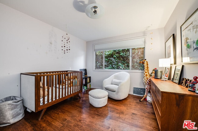 Building Photo - 2431 Carman Crest Dr