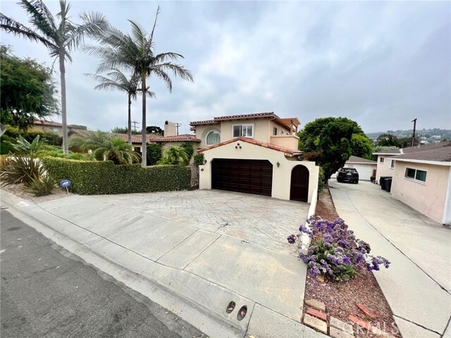 Building Photo - 224 Cll De Madrid