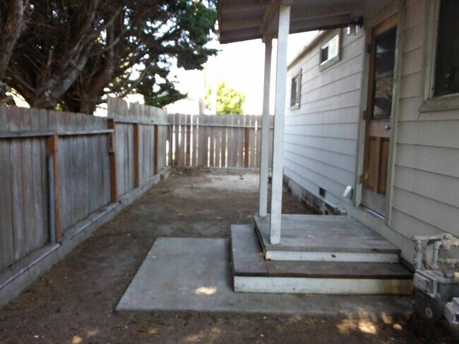 Building Photo - 538 N 16th St