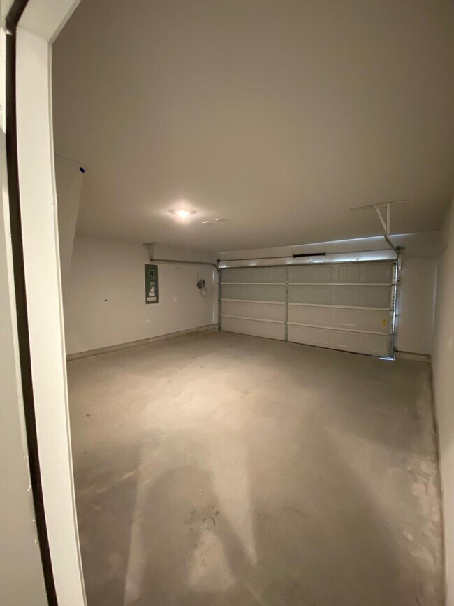 Building Photo - 4149 Crooked Bnd Dr