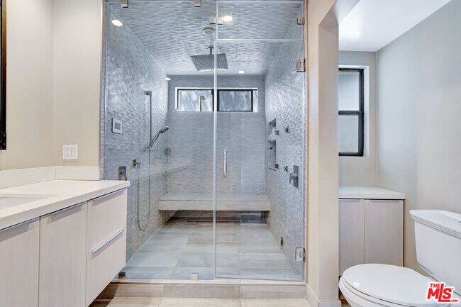 Building Photo - 6324 Geyser Ave