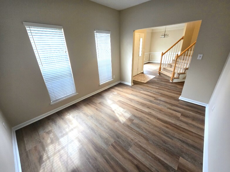 Building Photo - 14522 Cinnamon Field Rd