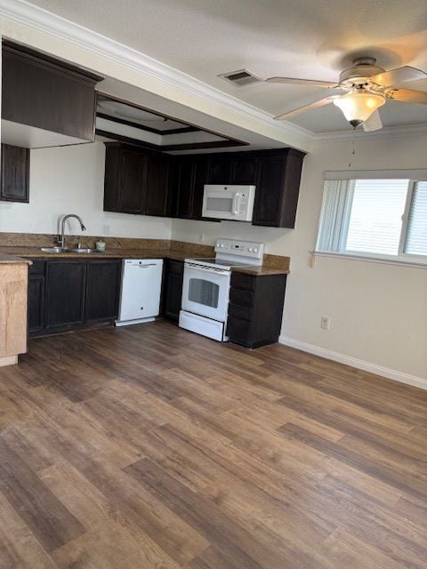 Building Photo - 1586 Border Ave