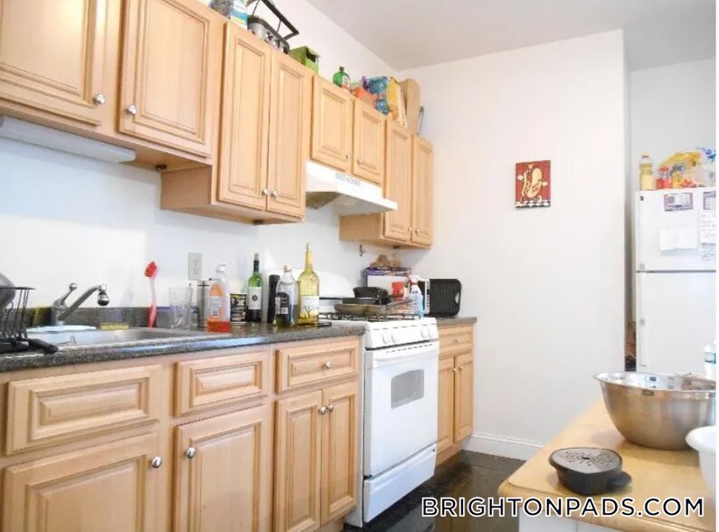 Building Photo - 23 Cummings Rd