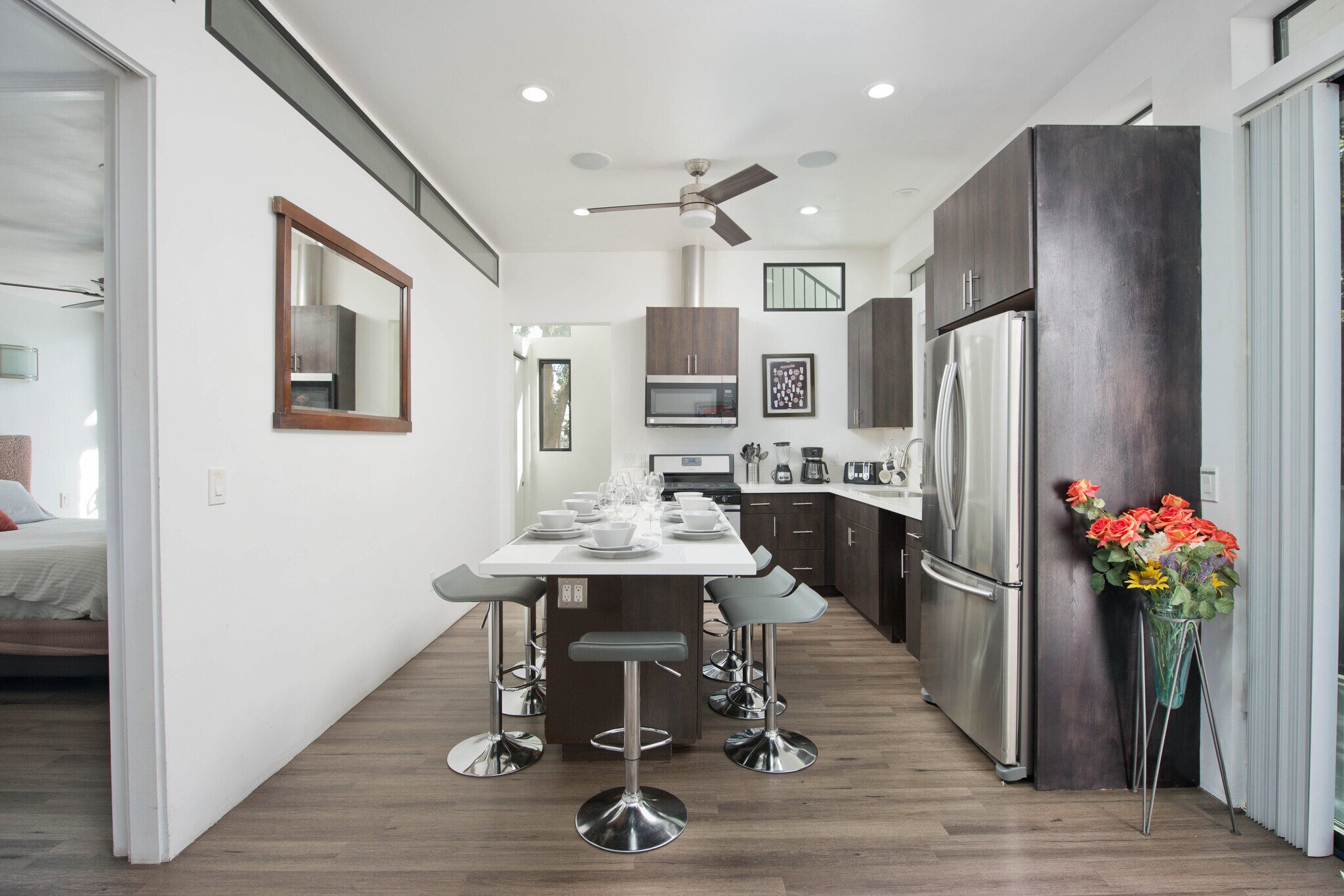 Kitchen - 809 Warren Ave