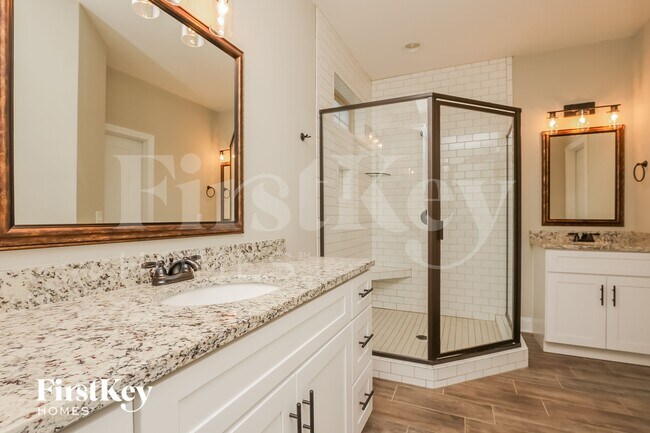 Building Photo - 784 Jersey Dr