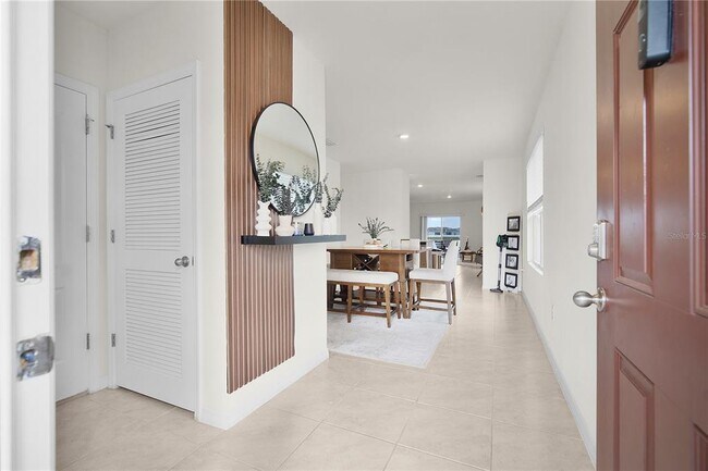 Building Photo - 1749 Southfork Dr