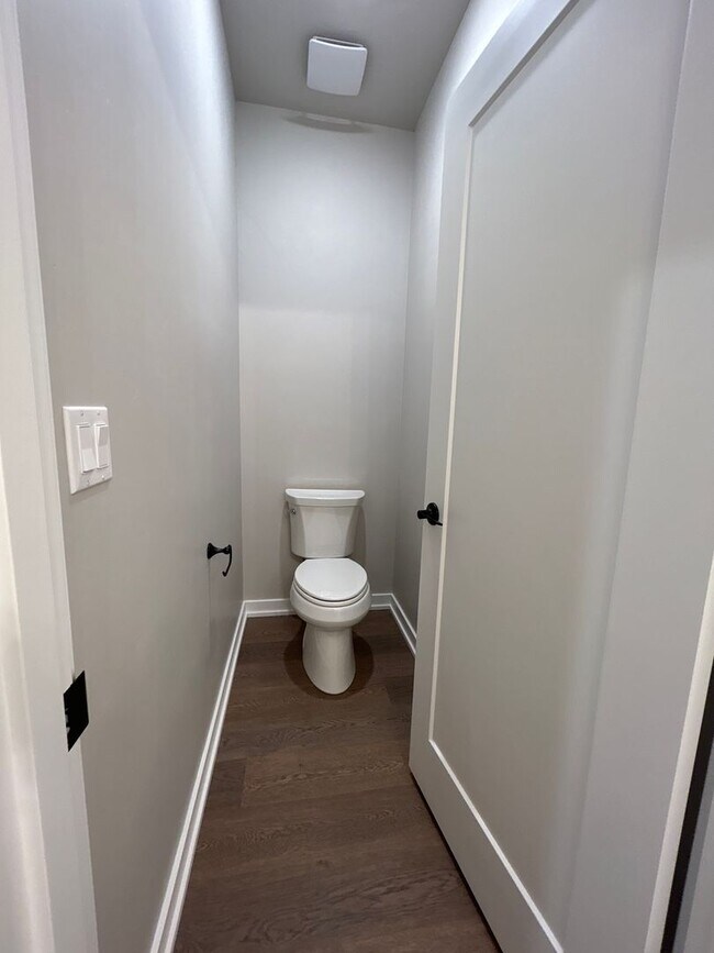 Building Photo - 2 Bedroom in the Luderman Crossing Community - PENDING APPLICATION