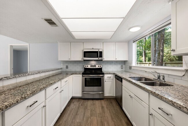 Building Photo - 43 N Cypress Pine Dr