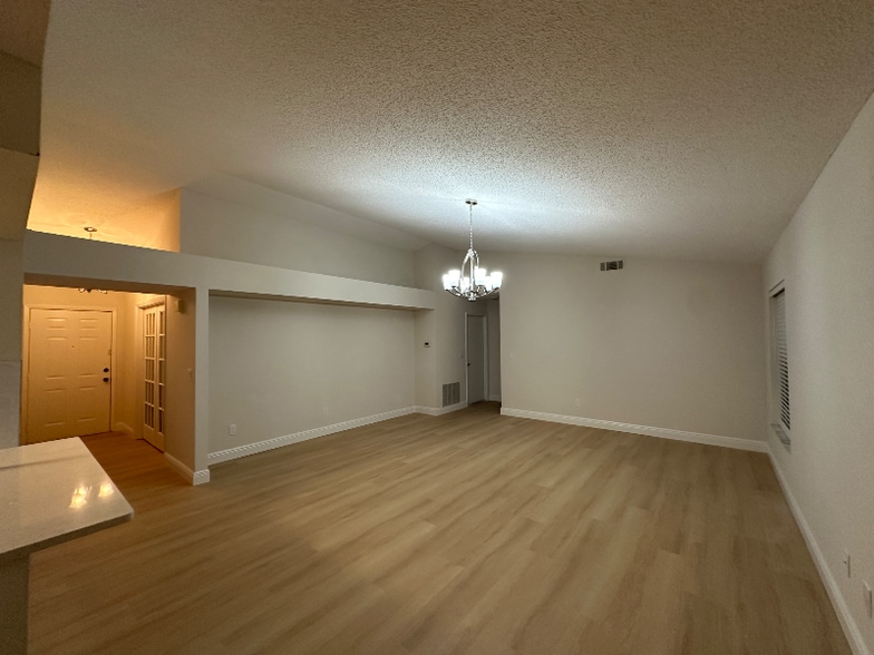 Building Photo - 2834 Wild Pepper Ave