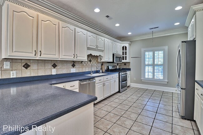 Building Photo - 4 br, 2 bath House - 6912 Bay Road