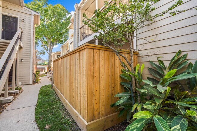 Building Photo - 2001 Bering Dr