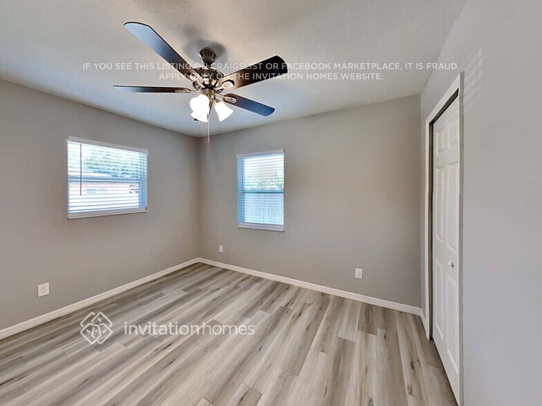 Building Photo - 6501 Van Buren St