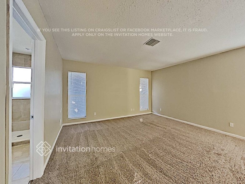 Building Photo - 122 Van Dyck Dr