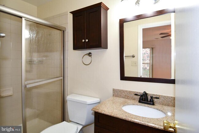 Building Photo - 5207 Newton St