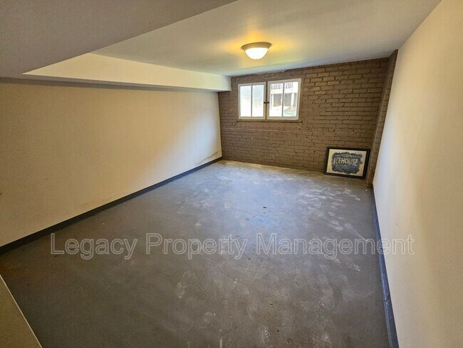 Building Photo - 4112 NC-62