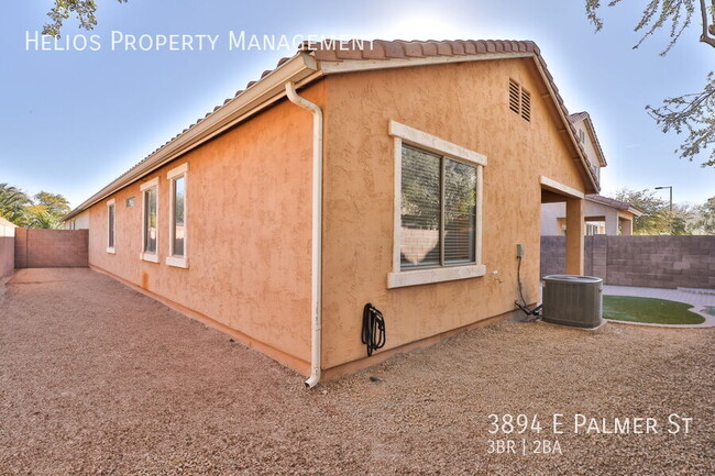 Building Photo - Lovely 3-Bedroom Home in a Desirable Gilbe...