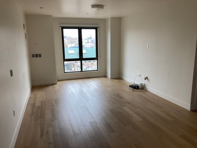 Building Photo - Live at the beach! Modern 2 bedroom 2 bath condo blocks from the beach w/parking and washer/dryer...