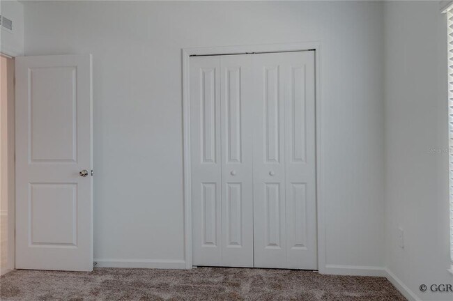 Building Photo - 4986 Worchester Dr