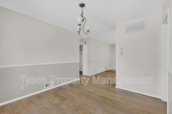 Building Photo - 6701 Zimmerman Ave NE