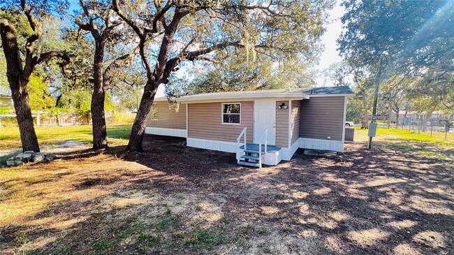 Building Photo - 2739 Ranch Hand Trail