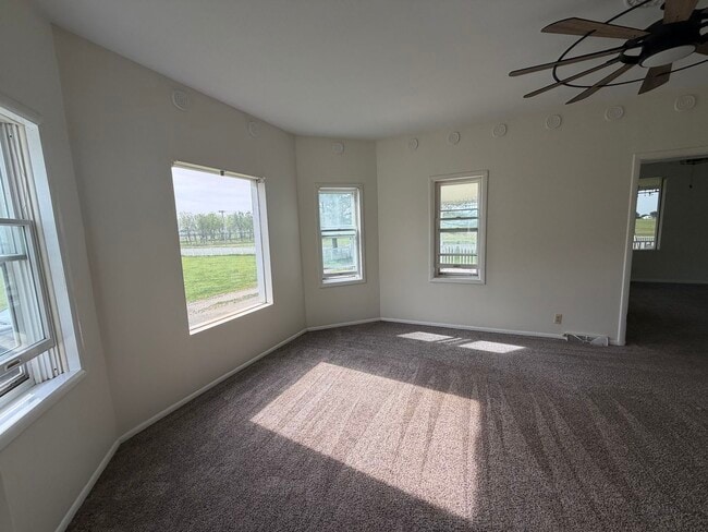 Building Photo - 6281 5000 N