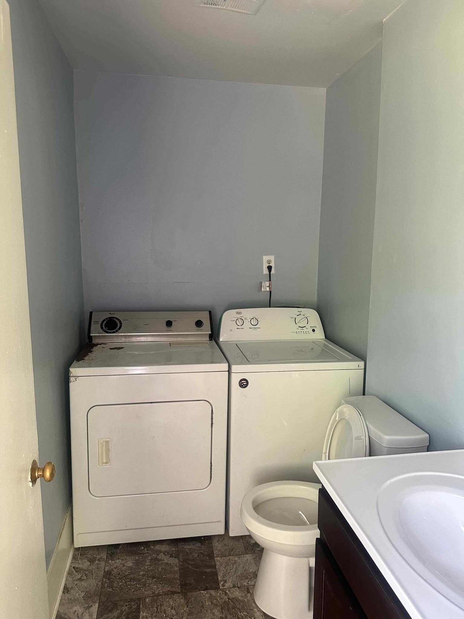 Building Photo - 3018 Columbia St