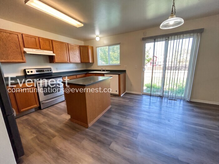 Building Photo - 4512 Gunbarrel Dr