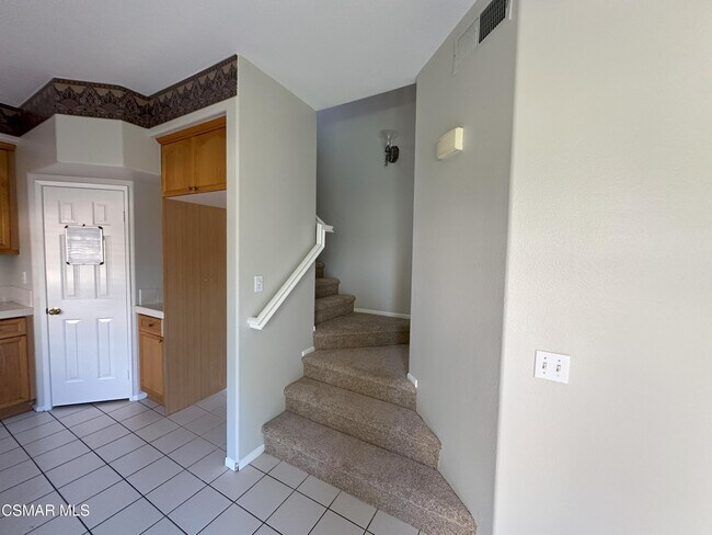Building Photo - 237 Spurwood Ln