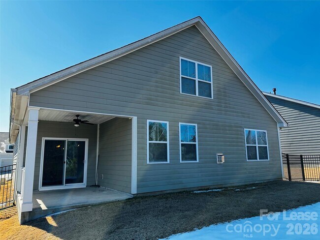 Building Photo - 340 Secretariat Dr