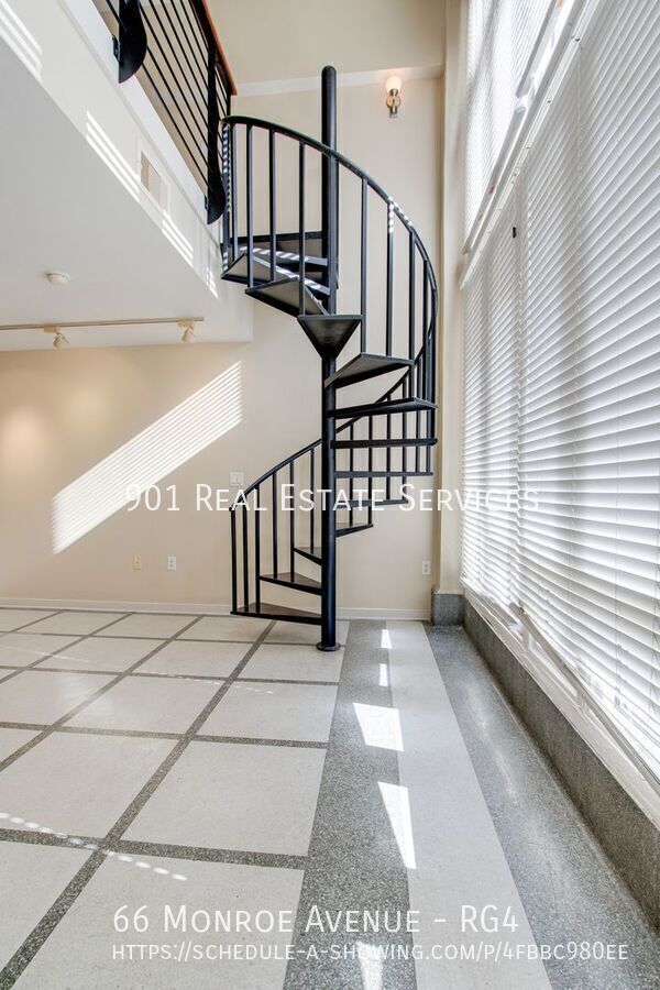 Building Photo - 66 Monroe Ave