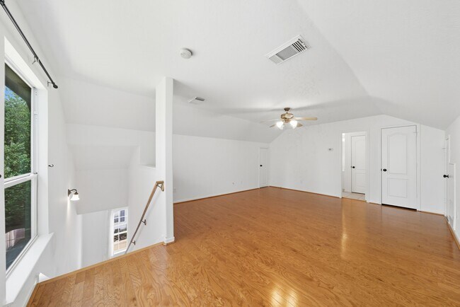 Building Photo - 2623 Shady Acres Ct