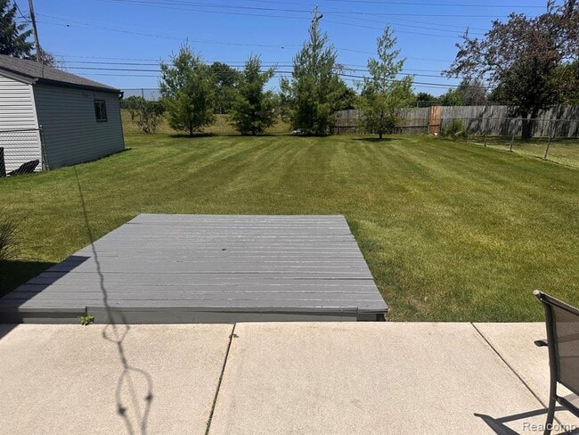 Building Photo - 30569 Westmore Dr