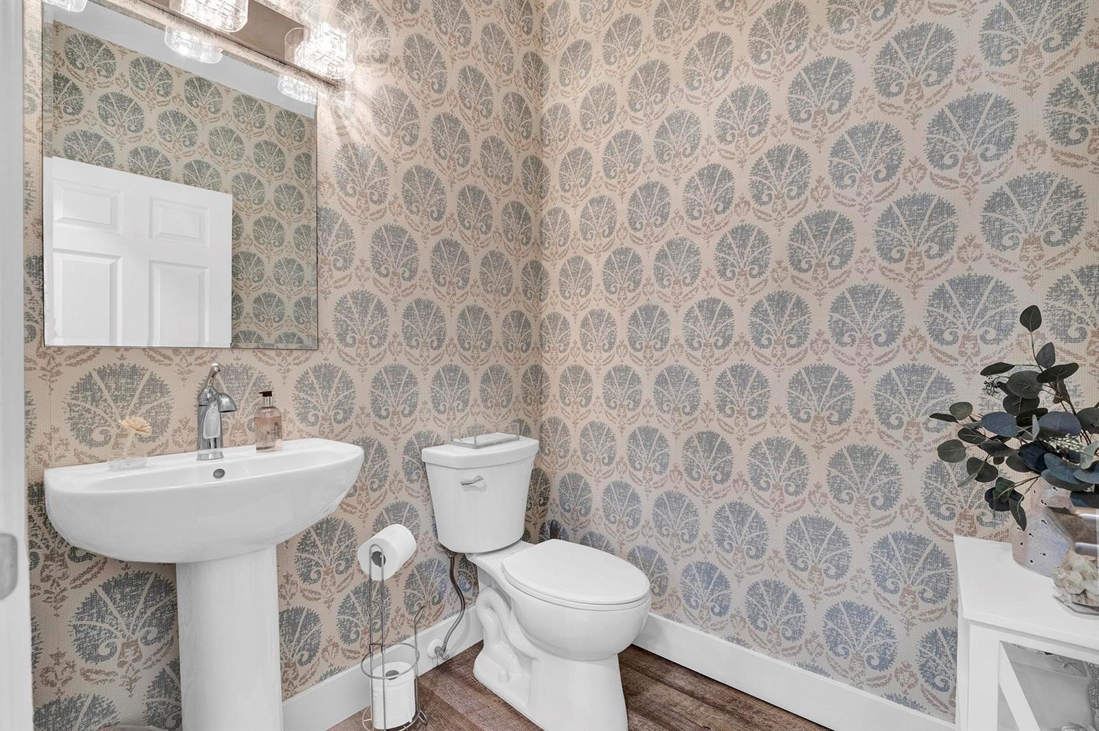 Building Photo - 1546 Yellowheart Way