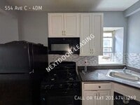 Building Photo - 554 Avenue C